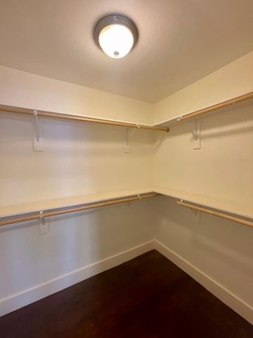 909 Reinli ST 124, Austin, TX 78751