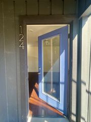 909 Reinli ST 124, Austin, TX 78751