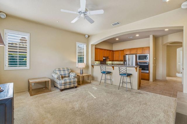 2 Vista Mirage Way, Rancho Mirage, CA 92270