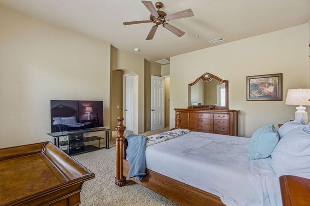 2 Vista Mirage Way, Rancho Mirage, CA 92270