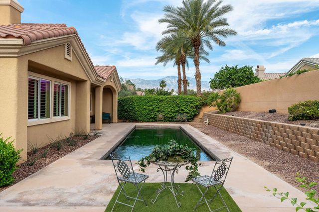 2 Vista Mirage Way, Rancho Mirage, CA 92270