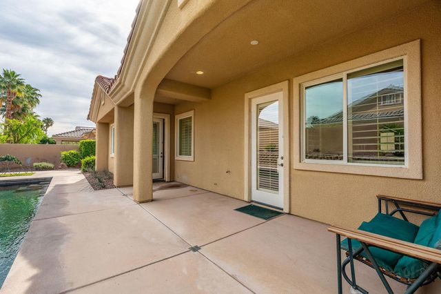 2 Vista Mirage Way, Rancho Mirage, CA 92270