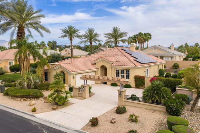 2 Vista Mirage Way, Rancho Mirage, CA 92270