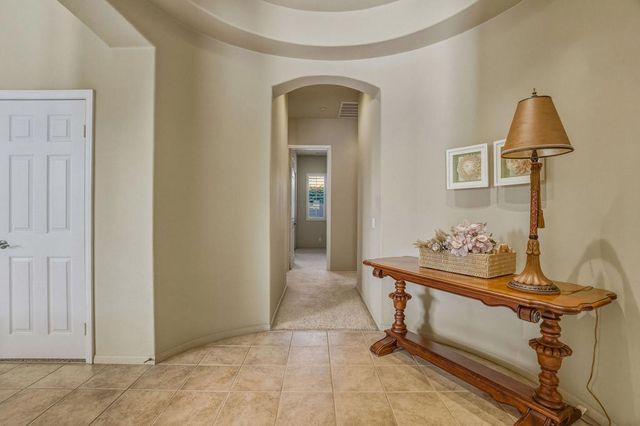 2 Vista Mirage Way, Rancho Mirage, CA 92270