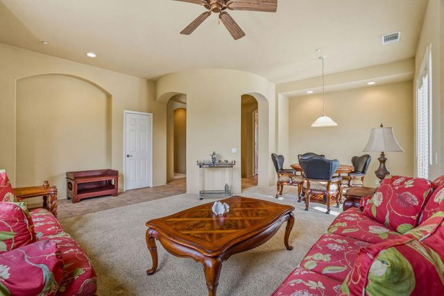 2 Vista Mirage Way, Rancho Mirage, CA 92270