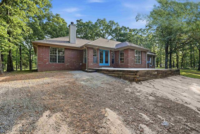 64 Hays Hill, Conway, AR 72032