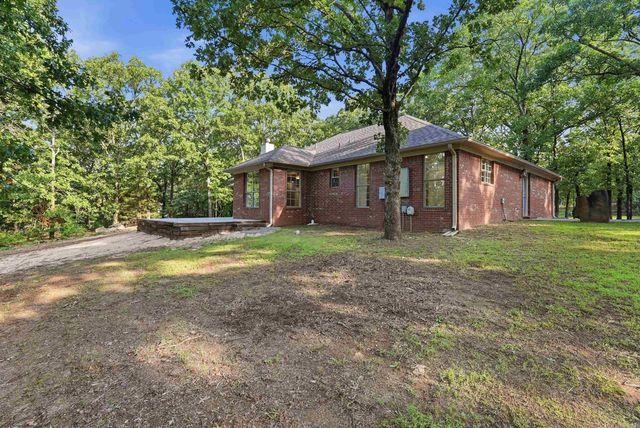 64 Hays Hill, Conway, AR 72032