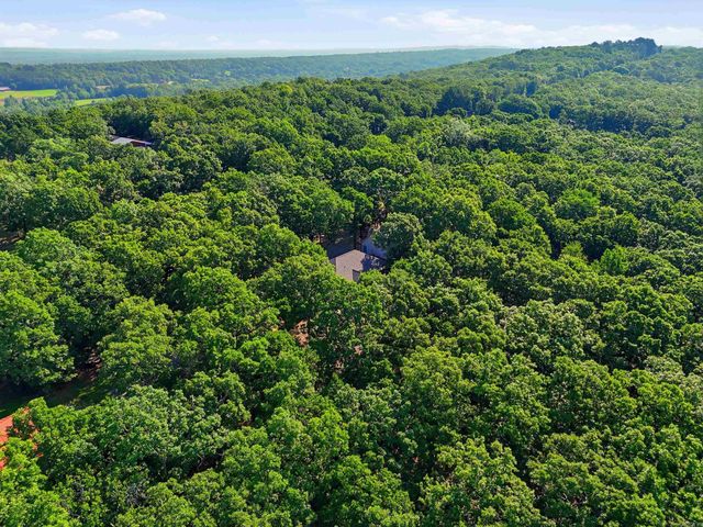 64 Hays Hill, Conway, AR 72032