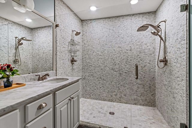 3416 WALNUT GROVE RD, Memphis, TN 38111