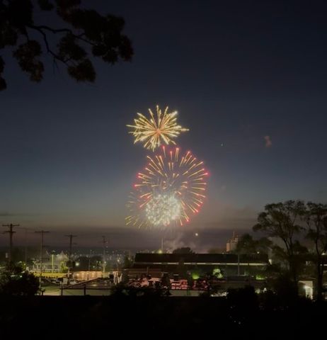 593 W Webster Avenue, Muskegon, MI 49440