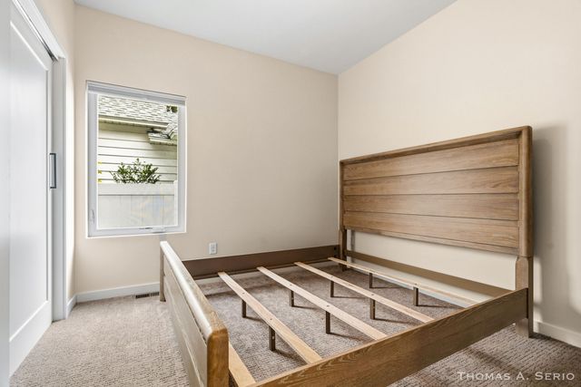 593 W Webster Avenue, Muskegon, MI 49440