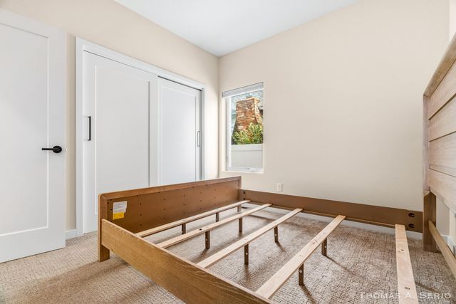 593 W Webster Avenue, Muskegon, MI 49440