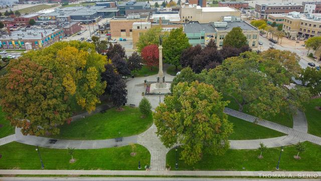 593 W Webster Avenue, Muskegon, MI 49440