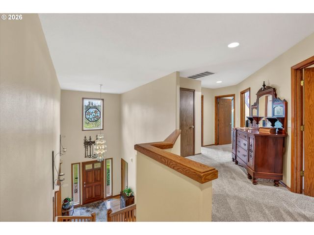 5381 DOW Ln Ne, Silverton, OR 97381