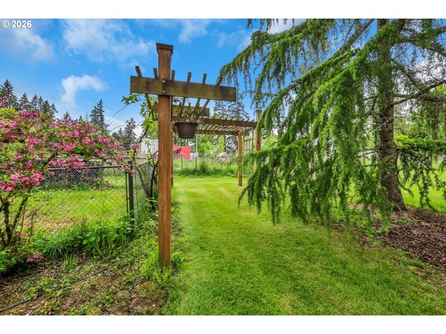 5381 DOW Ln Ne, Silverton, OR 97381