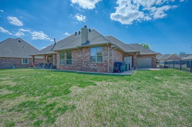 10616 Shoreside Drive, Oklahoma City, OK 73170