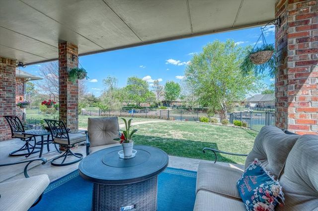 10616 Shoreside Drive, Oklahoma City, OK 73170