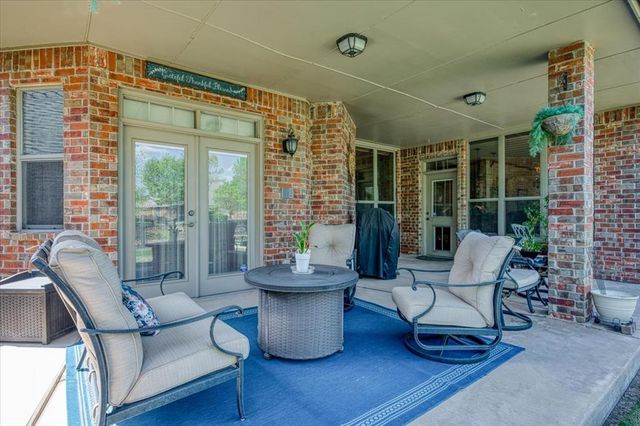 10616 Shoreside Drive, Oklahoma City, OK 73170