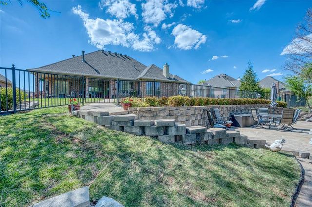 10616 Shoreside Drive, Oklahoma City, OK 73170