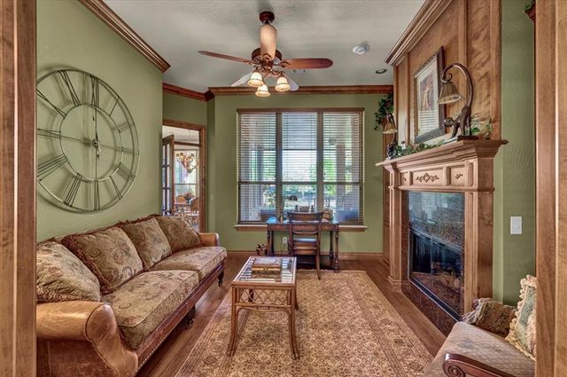 10616 Shoreside Drive, Oklahoma City, OK 73170