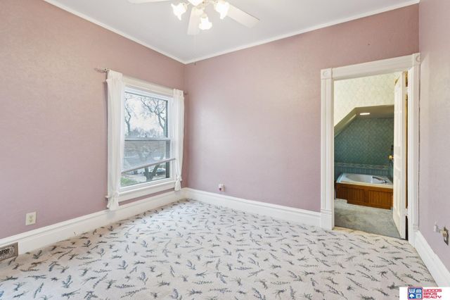 1101 N East Avenue, York, NE 68467