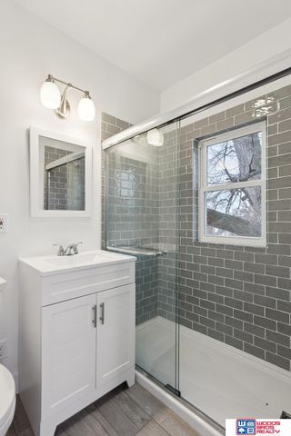 1101 N East Avenue, York, NE 68467