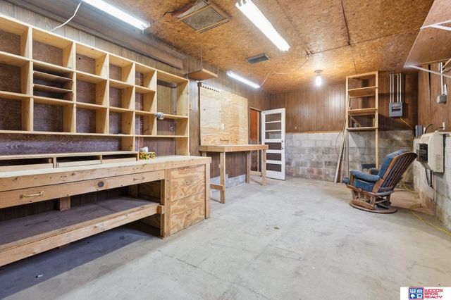 1101 N East Avenue, York, NE 68467