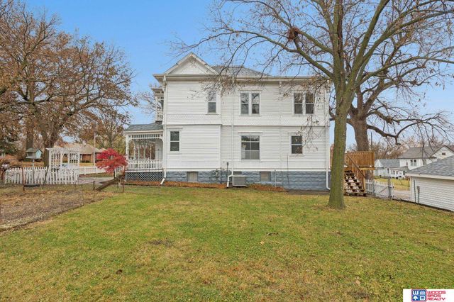 1101 N East Avenue, York, NE 68467