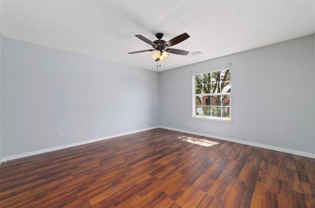 2218 Laurel Birch Drive, Houston, TX 77014