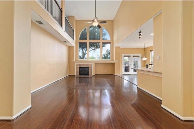 2218 Laurel Birch Drive, Houston, TX 77014