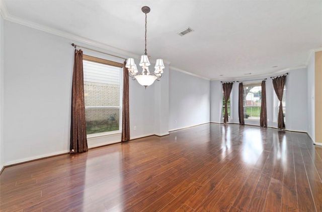 2218 Laurel Birch Drive, Houston, TX 77014