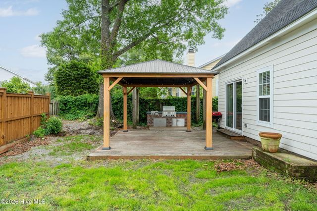 3809 New Holland Drive, Wilmington, NC 28412