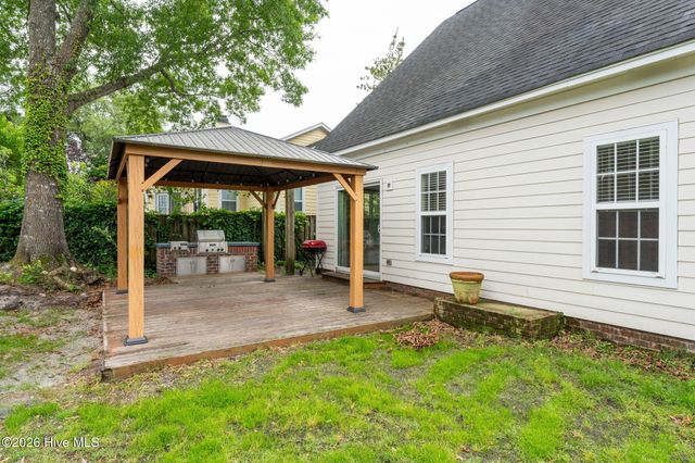 3809 New Holland Drive, Wilmington, NC 28412