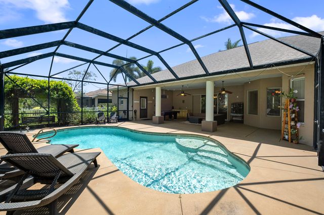 740 Carriage Lane, Merritt Island, FL 32952