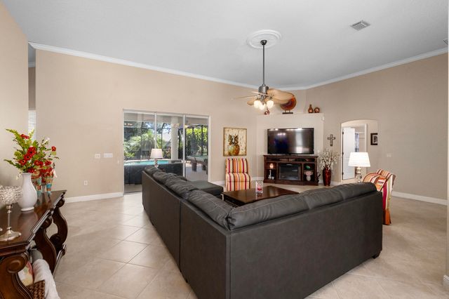 740 Carriage Lane, Merritt Island, FL 32952