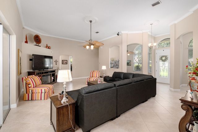 740 Carriage Lane, Merritt Island, FL 32952
