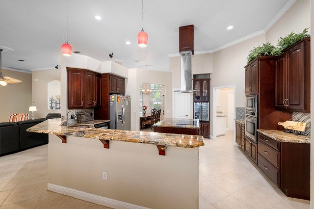 740 Carriage Lane, Merritt Island, FL 32952