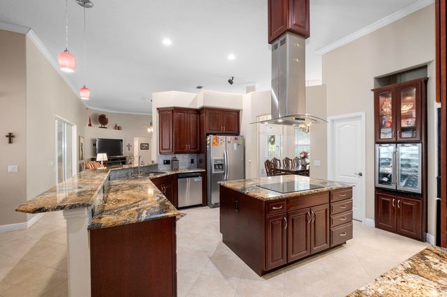 740 Carriage Lane, Merritt Island, FL 32952