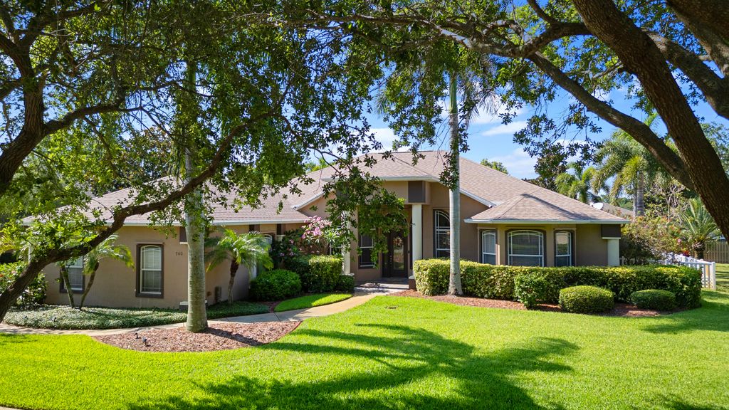 740 Carriage Lane, Merritt Island, FL 32952