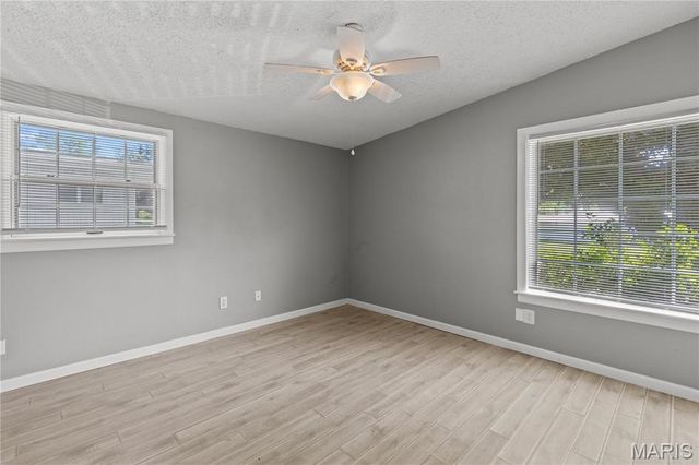 815 Saint Anthony Lane, Florissant, MO 63033