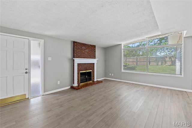 815 Saint Anthony Lane, Florissant, MO 63033