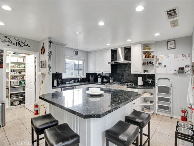 13448 Hart Street, Valley Glen, CA 91405