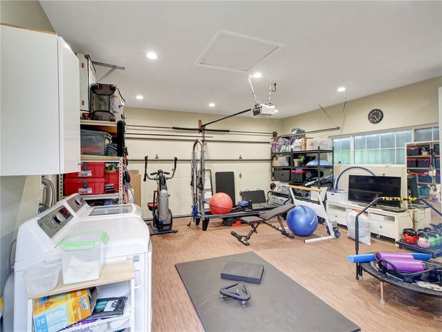 13448 Hart Street, Valley Glen, CA 91405