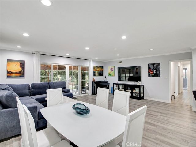 13448 Hart Street, Valley Glen, CA 91405