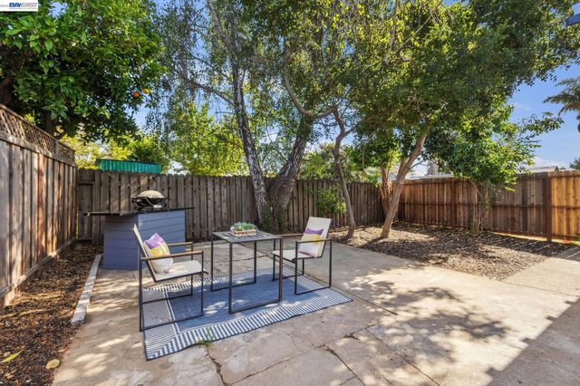 417 Lincoln Ave, Alameda, CA 94501