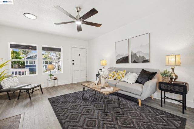 417 Lincoln Ave, Alameda, CA 94501