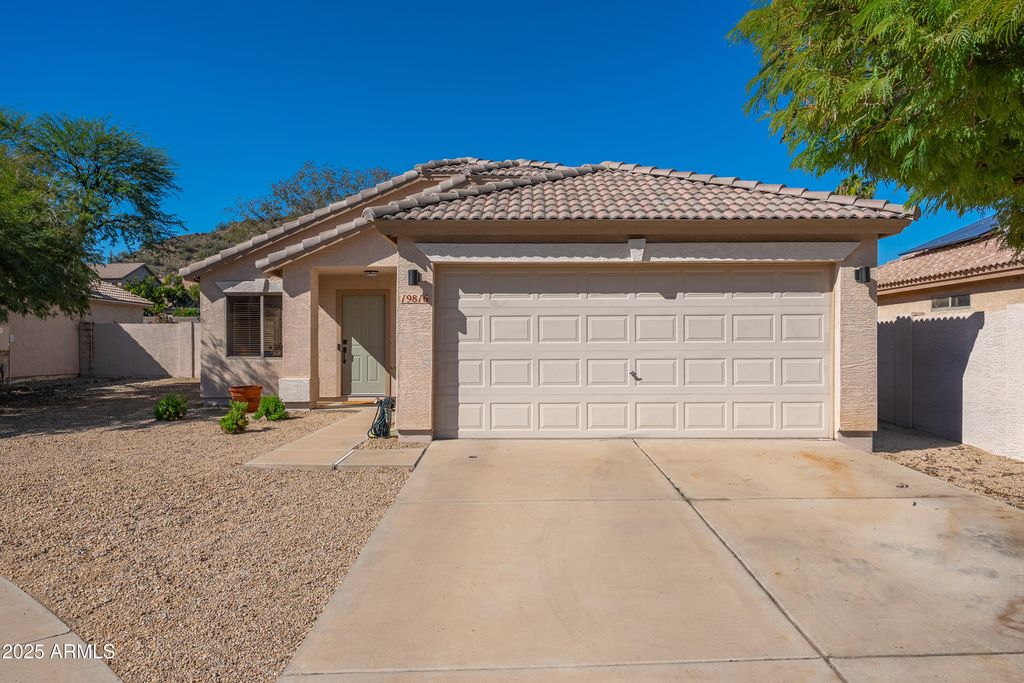 19816 N 20th Way, Phoenix, AZ 85024