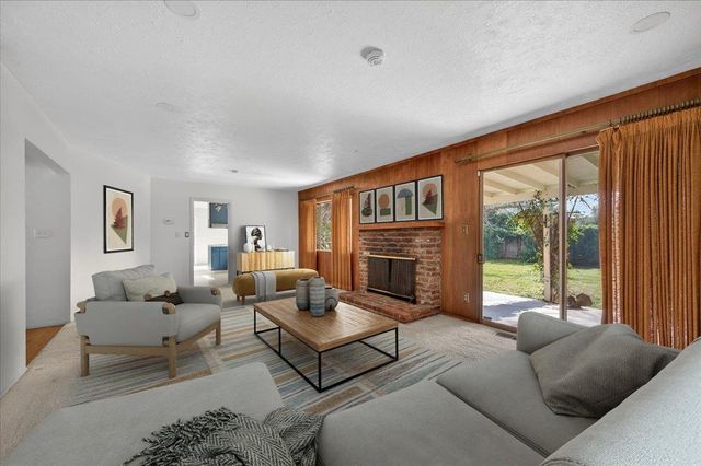 1699 W San Ramon Avenue, Fresno, CA 93711