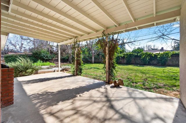 1699 W San Ramon Avenue, Fresno, CA 93711