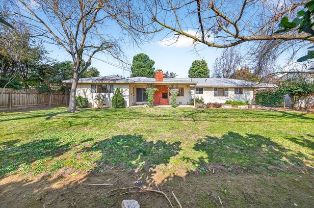 1699 W San Ramon Avenue, Fresno, CA 93711